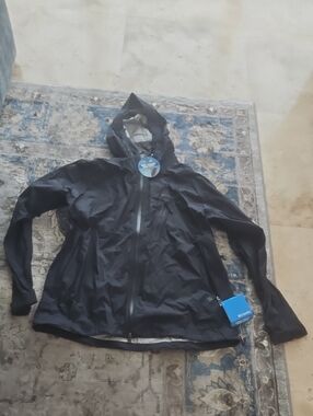 Columbia Lightweight Black Jacket